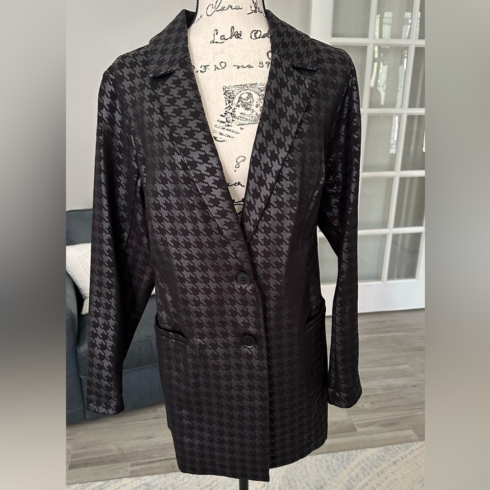 TORRID Metallic Stretchy Blazer Size 1